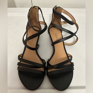 Talbots navy size 8 sandal EUC